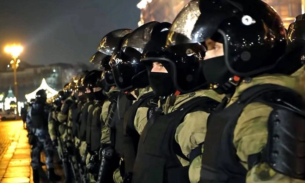 Οι Ρώσοι μιλούν για σενάρια αποσταθεροποίησης της χώρας από την δύση τον Σεπτέμβριο